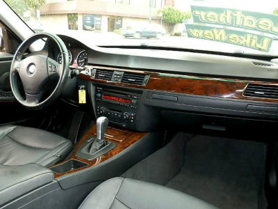 2006 BMW 330  i