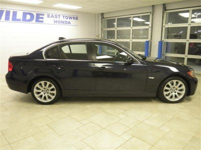 2006 BMW 330  xi