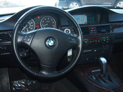 2006 BMW 330  xi