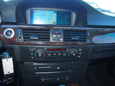 2006 BMW 330  xi