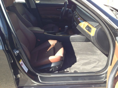2006 BMW 330  i