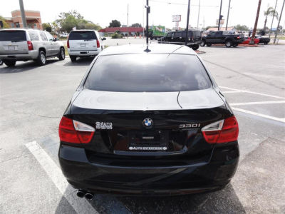 2006 BMW 330 i