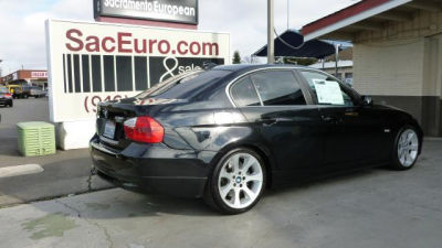 2006 BMW 330  i
