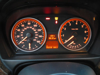 2006 BMW 330  i