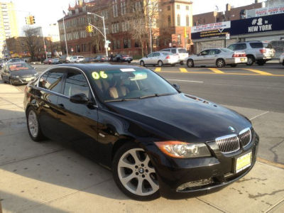 2006 BMW 330 i