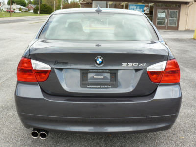2006 BMW 330  xi