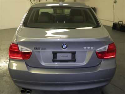 2006 BMW 330 i