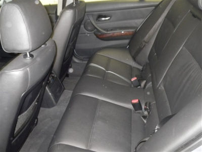 2006 BMW 330 i