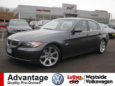 2006 BMW 330  i