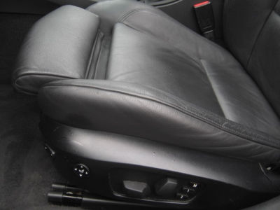2006 BMW 330  i