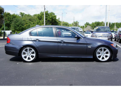 2006 BMW 330 i