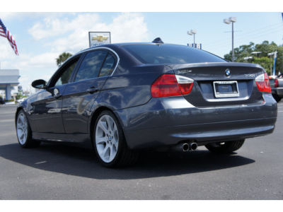 2006 BMW 330 i
