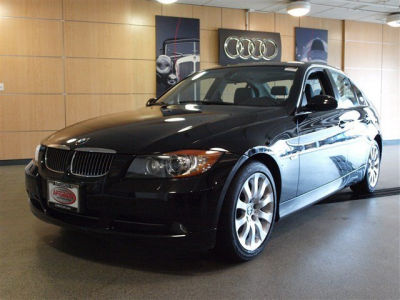 2006 BMW 330  i