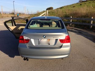 2006 BMW 330  i