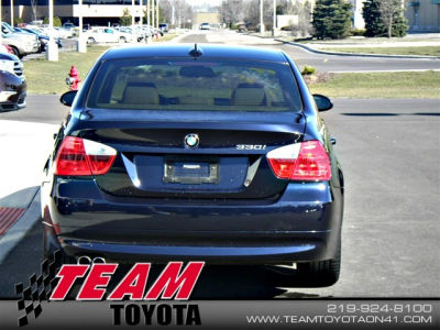 2006 BMW 330  i
