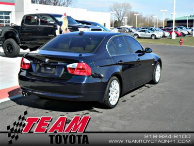 2006 BMW 330  i