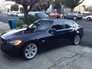 2006 BMW 330  i