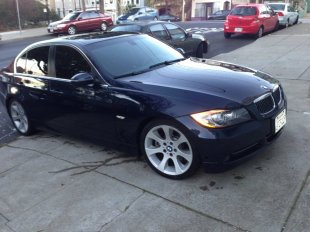 2006 BMW 330  i