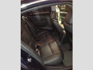 2006 BMW 330  i