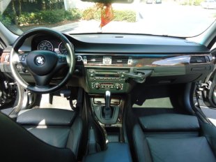 2006 BMW 330  i