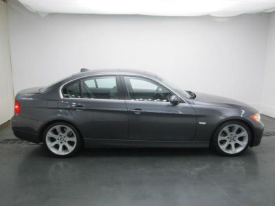 2006 BMW 330  i