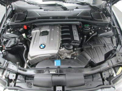 2006 BMW 330  i
