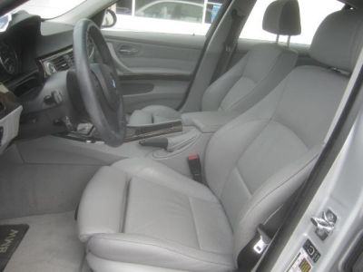 2006 BMW 330 i