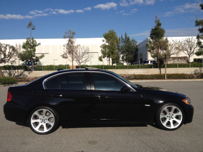 2006 BMW 330  i