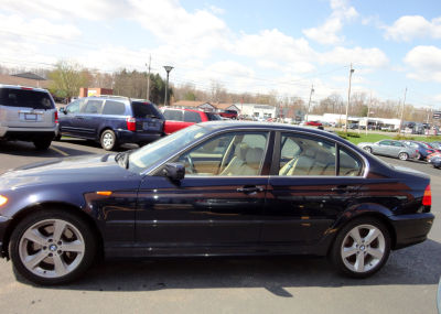 2005 BMW 330  xi
