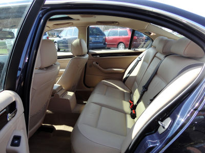 2005 BMW 330  xi
