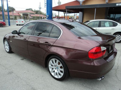 2006 BMW 330 i