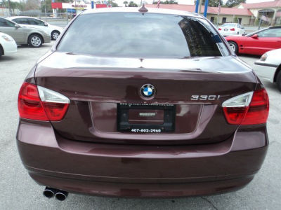 2006 BMW 330 i