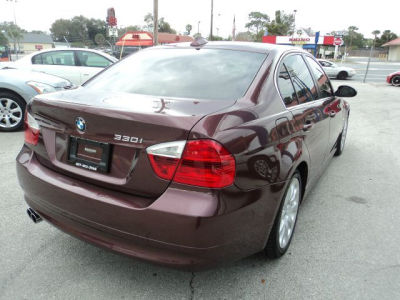2006 BMW 330 i