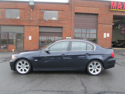 2006 BMW 330  i