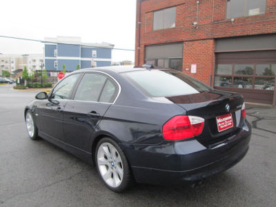 2006 BMW 330  i