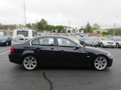 2006 BMW 330  i