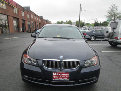 2006 BMW 330  i