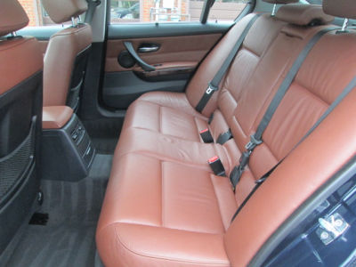 2006 BMW 330  i