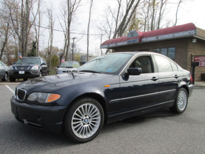 2003 BMW 330  xi