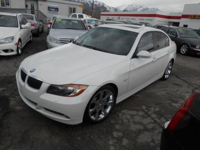 2006 BMW 330  i