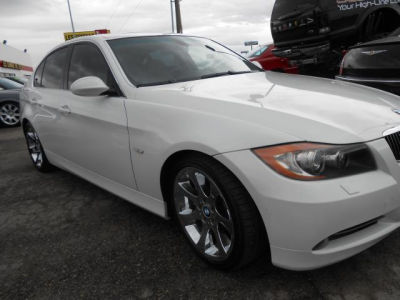 2006 BMW 330  i
