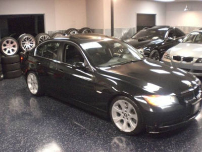 2006 BMW 330  i