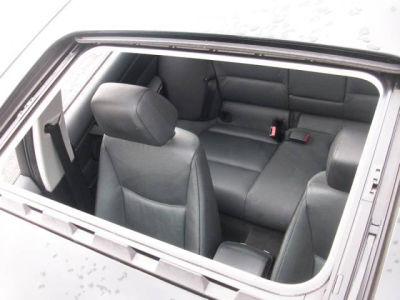 2006 BMW 330  xi
