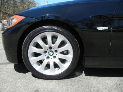 2006 BMW 330  xi