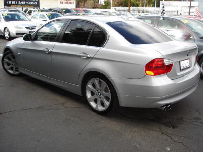 2006 BMW 330 i