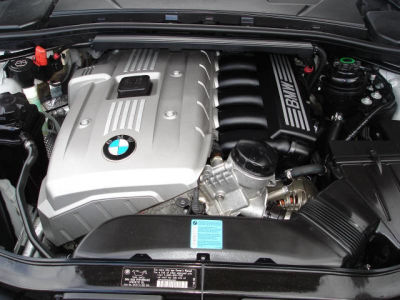 2006 BMW 330 i