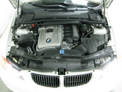 2006 BMW 330  i