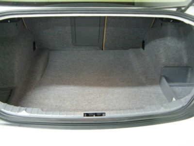 2006 BMW 330  i