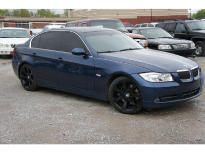 2006 BMW 330  i