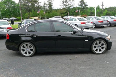 2006 BMW 330  i